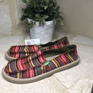 Sanuk donna kauai blanket flats Size 8